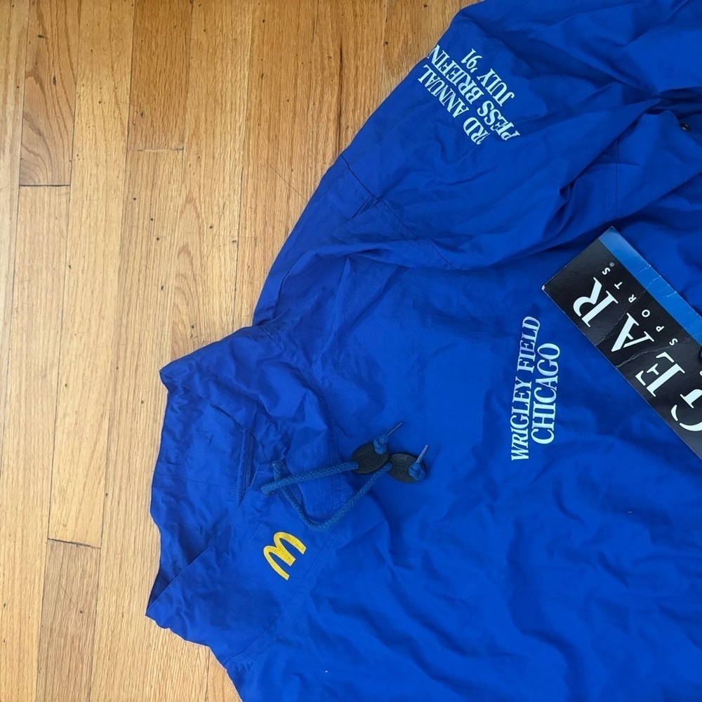Vintage 1991 Wrigley Field McDonald's Press Day Windbreaker Size Medium - Picture 3 of 9